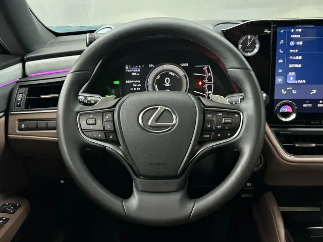 Lexus ES — Фото автомобиля 26