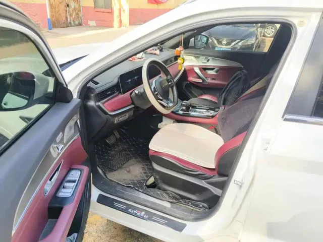 Jetour X70 Plus — Фото автомобиля 8