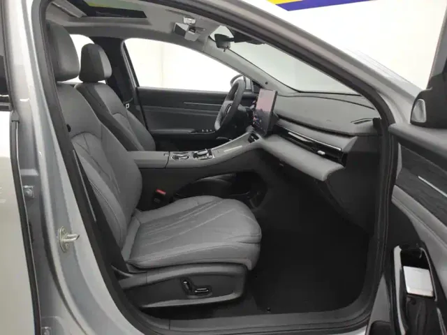 Geely Galaxy L6 — Фото автомобиля 8