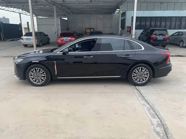 Hongqi H5 — Фото автомобиля 16