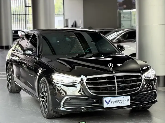 Mercedes-Benz S-Class — Фото автомобиля 3