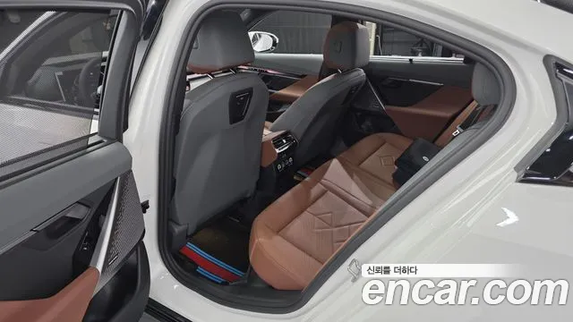 BMW 5-Series 5 серия (G60) 530i xDrive M Sport — Фото автомобиля 11