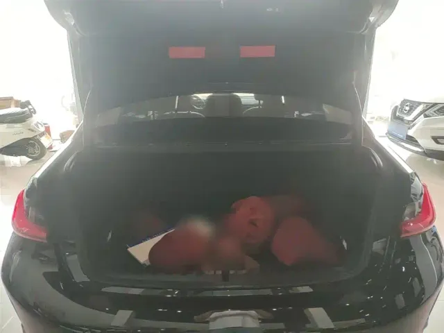 BMW 3 Series — Фото автомобиля 18