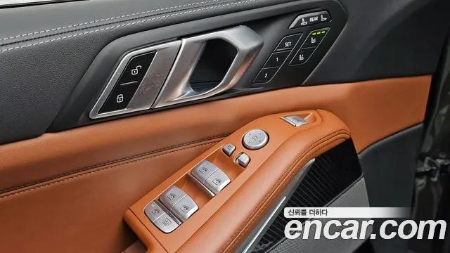 BMW X7 — Фото автомобиля 26