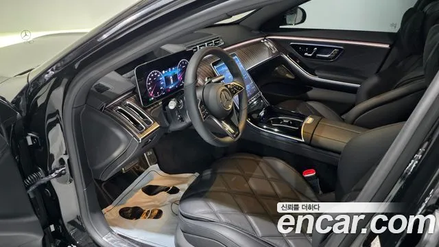 Mercedes-Benz S-Class — Фото автомобиля 19