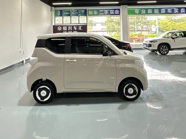 Wuling Hongguang Mini EV — Фото автомобиля 4