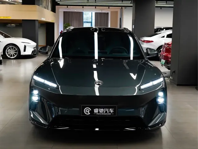 Nio ET5 Touring — Фото автомобиля 2