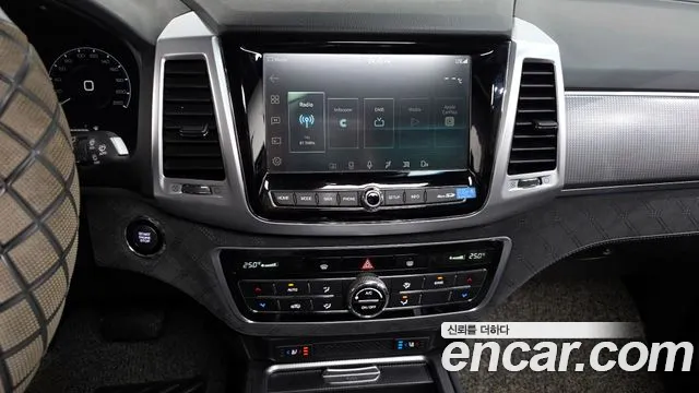 KG_Mobility_Ssangyong Rexton All Rexton Дизель 2.2 4WD — Фото автомобиля 14