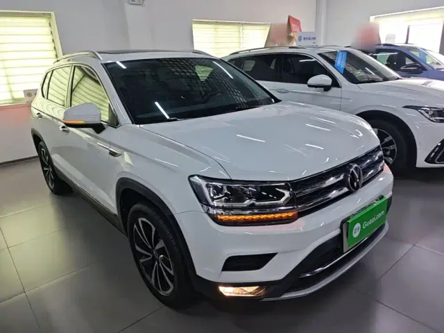 Volkswagen Tharu — Фото автомобиля 3