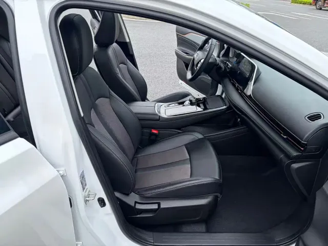 GAC Aion S — Фото автомобиля 10