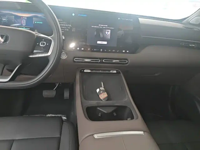 Changan CS55 Plus — Фото автомобиля 13