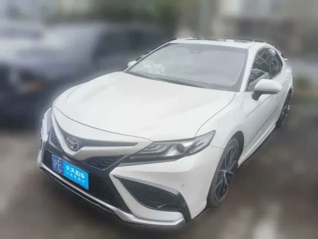 Фотография автомобиля — Toyota Camry