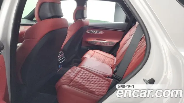 Genesis GV70 2.5T Бензин AWD — Фото автомобиля 15