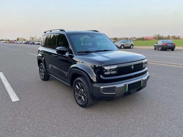 Baojun Yep Plus — Фото автомобиля 3