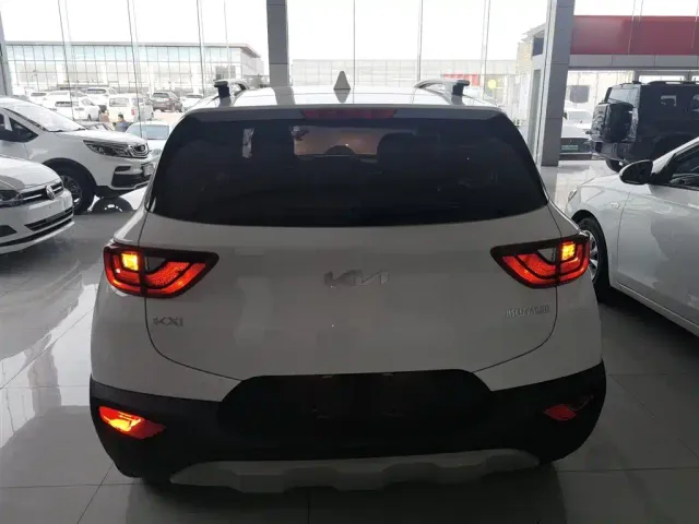Kia KX1 — Фото автомобиля 5