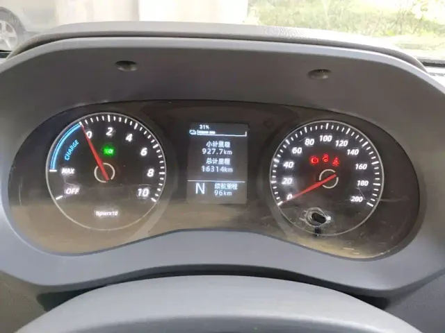 Wuling Yangguang — Фото автомобиля 11