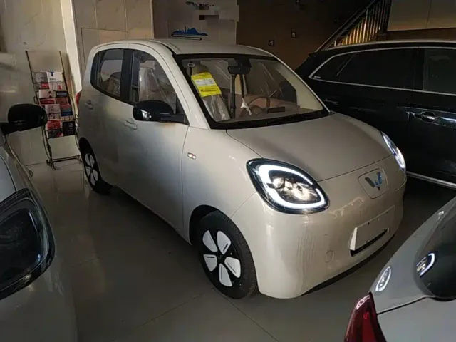 Wuling Hongguang Mini EV — Фото автомобиля 3