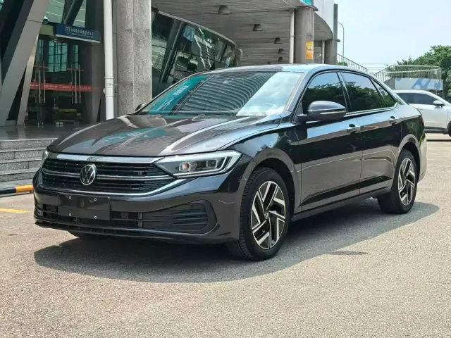 Фотография автомобиля — Volkswagen Sagitar