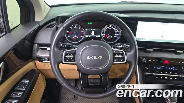 Kia Carnival Generation 4 — Фото автомобиля 20