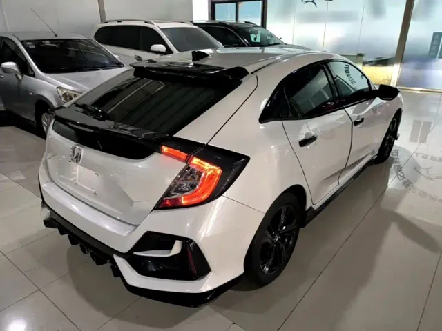 Honda Civic — Фото автомобиля 6