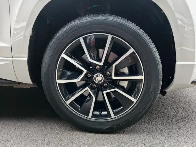 Skoda Karoq — Фото автомобиля 4