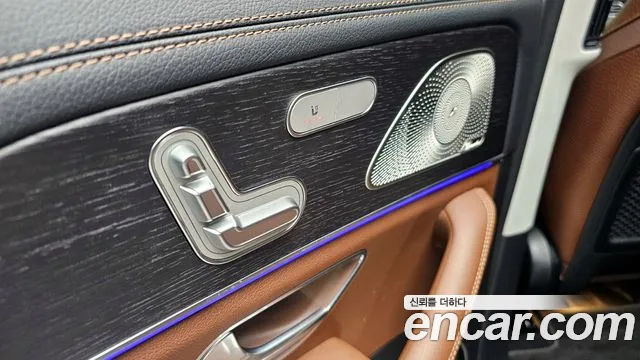 Mercedes-Benz GLE-Class — Фото автомобиля 17