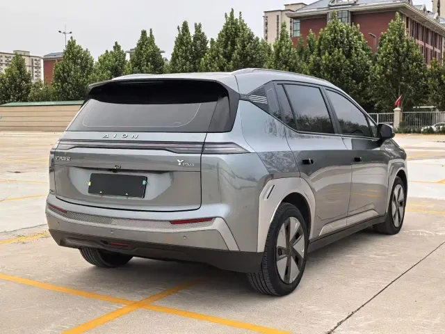 GAC Aion Y — Фото автомобиля 9