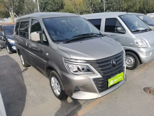 Forthing Lingzhi — Фото автомобиля 3