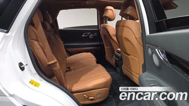 Genesis GV80 — Фото автомобиля 17
