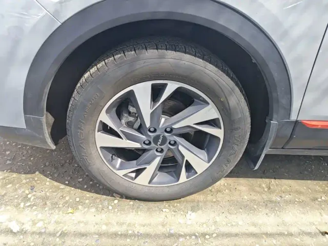 Dongfeng Fengshen AX7 — Фото автомобиля 22