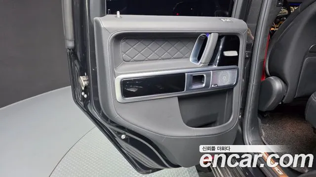 Mercedes-Benz G-Class — Фото автомобиля 22