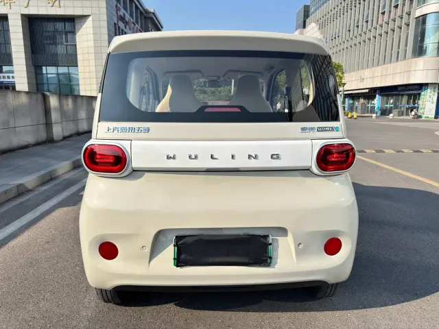 Wuling Hongguang Mini EV — Фото автомобиля 17