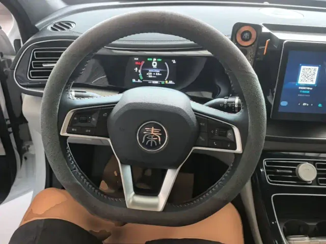 BYD Qin PLUS — Фото автомобиля 10