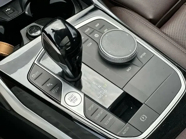 BMW BMW 3 Series 2022 320Li M Sport Package — Фото автомобиля 9