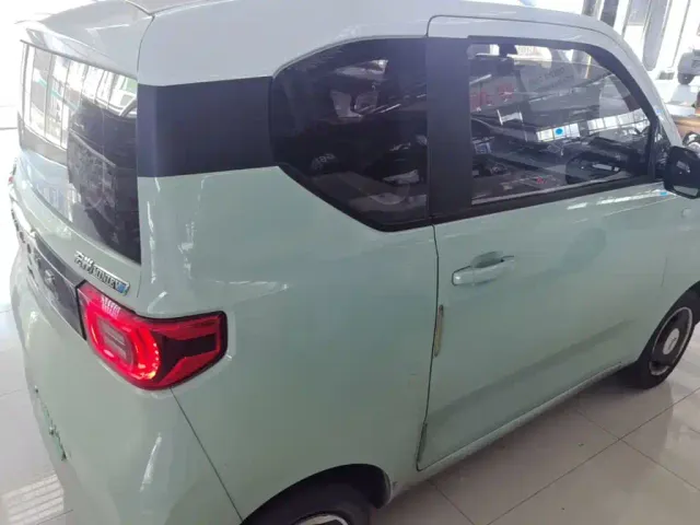 Wuling Hongguang Mini EV — Фото автомобиля 6