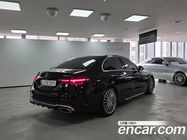 Mercedes-Benz C-Class — Фото автомобиля 2
