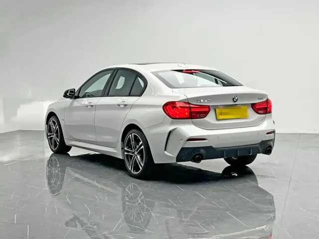 BMW 1 Series — Фото автомобиля 4