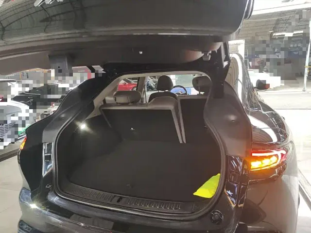 IM Motors LS6 — Фото автомобиля 18