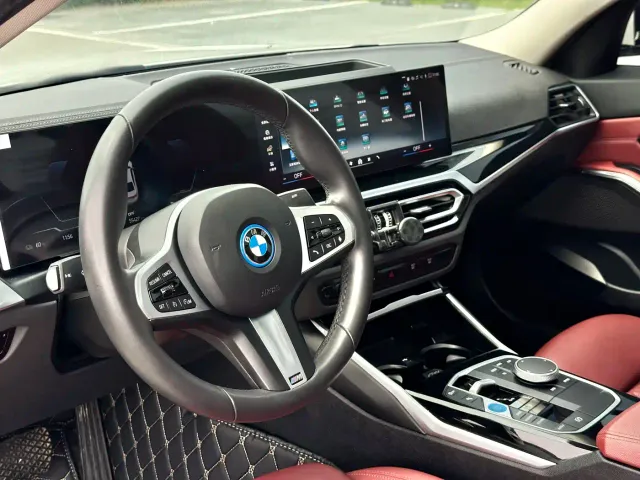 BMW i3 — Фото автомобиля 10