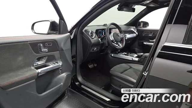 Mercedes-Benz GLB-Class — Фото автомобиля 7