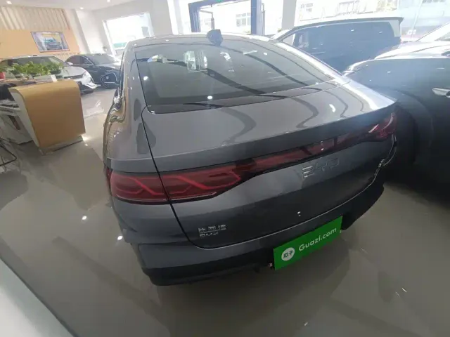BYD Qin L — Фото автомобиля 22