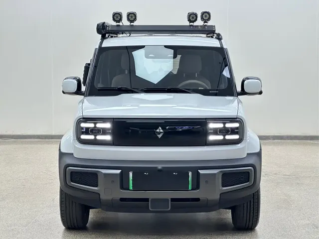 Baojun Yep — Фото автомобиля 2