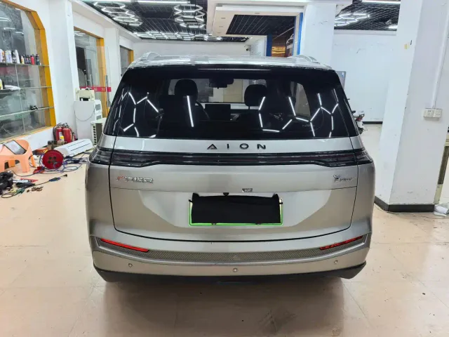GAC Aion Y — Фото автомобиля 6