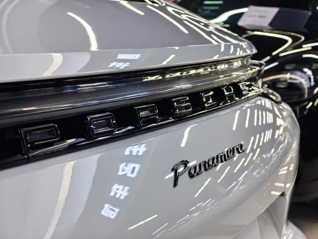 Porsche Panamera — Фото автомобиля 19