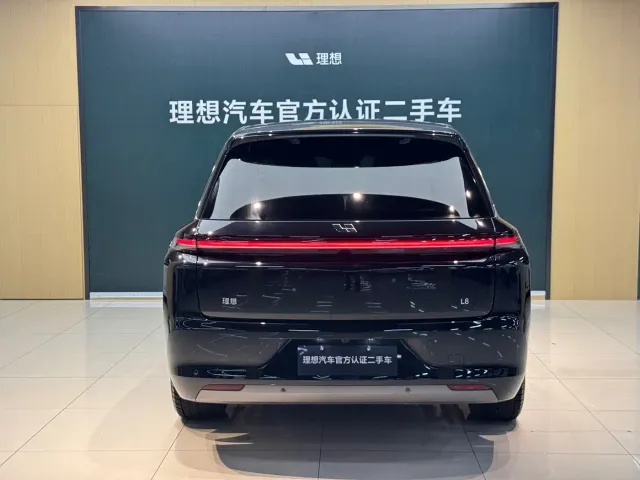Li Auto Li L8 2025 Ultra Smart Renewal Edition — Фото автомобиля 4