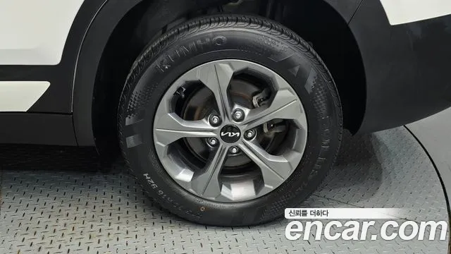 Kia Seltos — Фото автомобиля 6