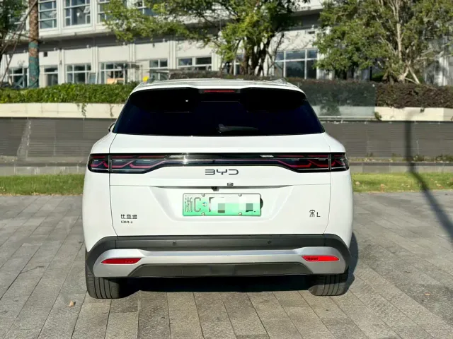 BYD Song L DM-i — Фото автомобиля 8