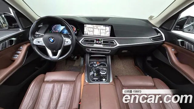 BMW X7 — Фото автомобиля 7