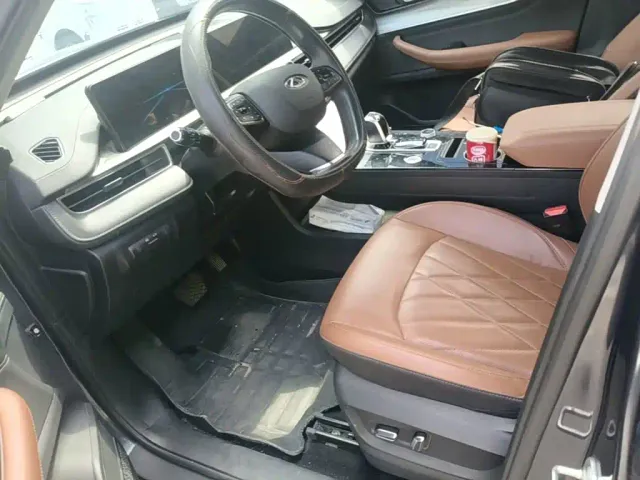 Chery Tiggo 8 PLUS — Фото автомобиля 14
