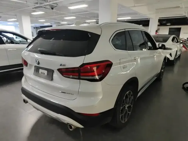 BMW X1 — Фото автомобиля 6